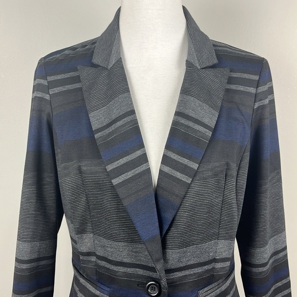 Soho Apparel Striped Stretch Jacket Fitted Blazer Sz M Office Workwear Career - Picture 3 of 13